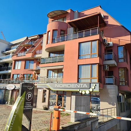 Black Sea Brееze Apartment Várna Kültér fotó
