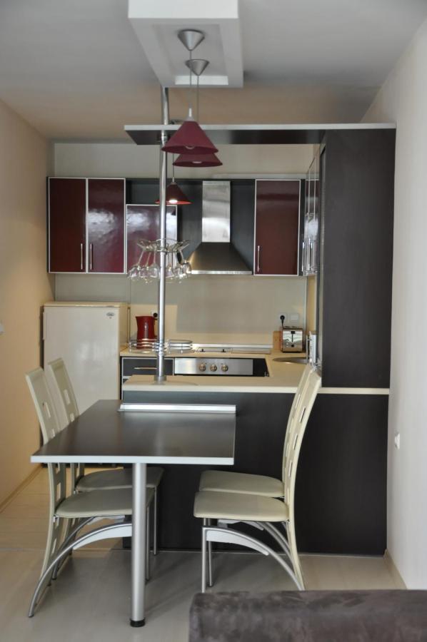 Black Sea Brееze Apartment Várna Kültér fotó